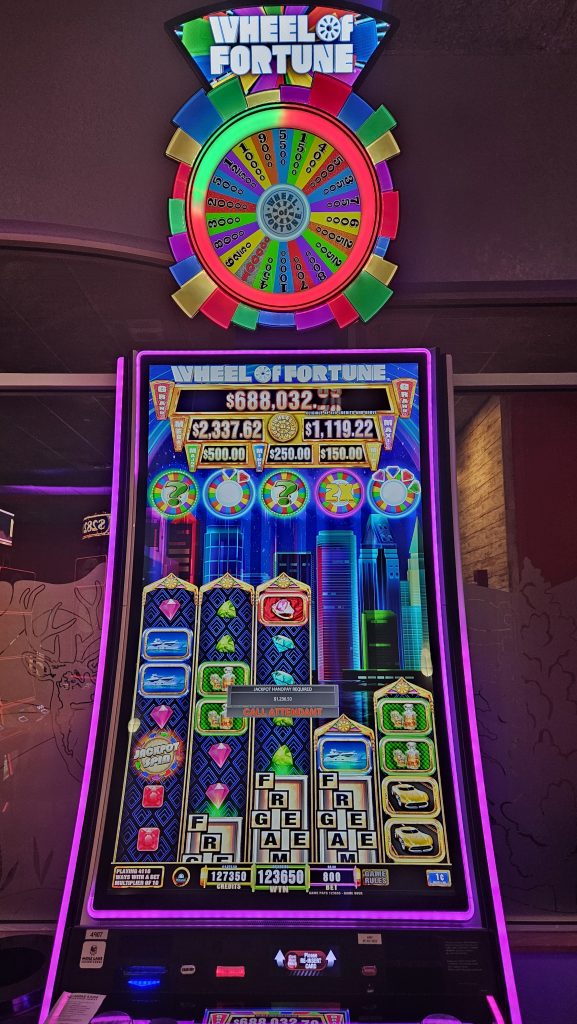 This Lucky Guest Won A Jackpot On Wheel Of Fortune At Mole Lake Casino