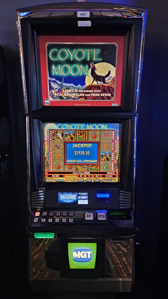 This Lucky Guest Won A Jackpot On Coyote Moon At Mole Lake Casino